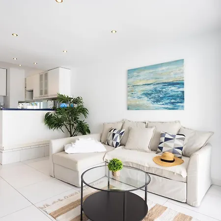 Dreams Of The Sea Apartment
